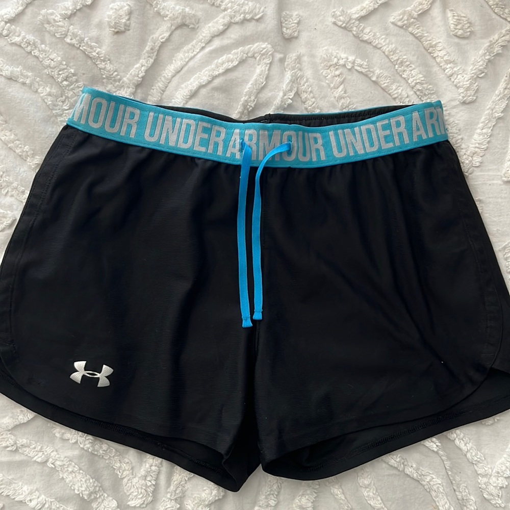 Under Armour used shorts size small
